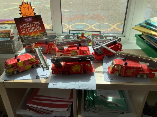 Two Waters Primary School - Friday 17th April - Fire Engine Fun!